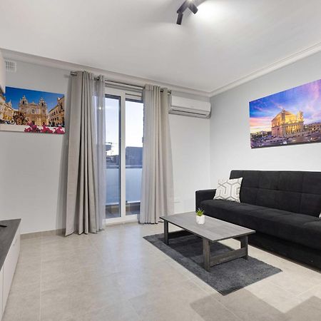 Luxurious & Spacious 2Bd Accomodation At The Podium - Yacht Marina Area, Close To Valletta Msida Ngoại thất bức ảnh