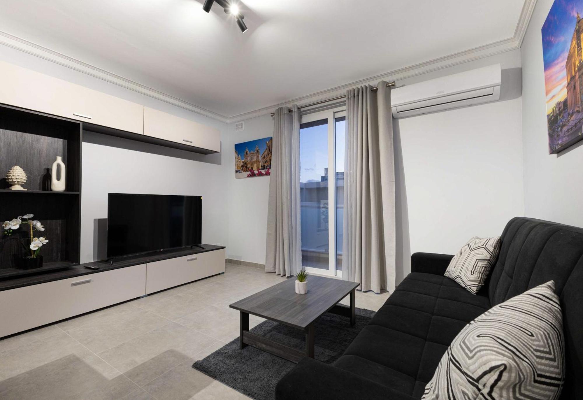 Luxurious & Spacious 2Bd Accomodation At The Podium - Yacht Marina Area, Close To Valletta Msida Ngoại thất bức ảnh